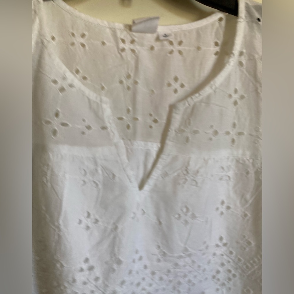 Gap White Eyelet Embroidered Lace Split Neck Slee… - image 8